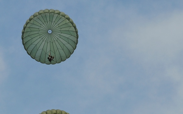 36 ID Airborne drop
