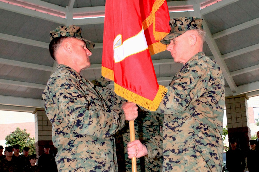 1st MEB welcomes new commander