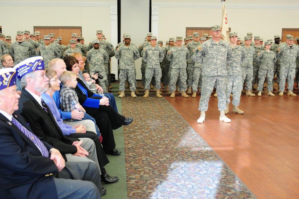 Minnesota soldier receives Purple Heart