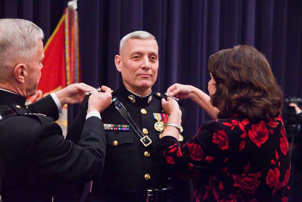 Gen. Paxton becomes assistant commandant of Marine Corps