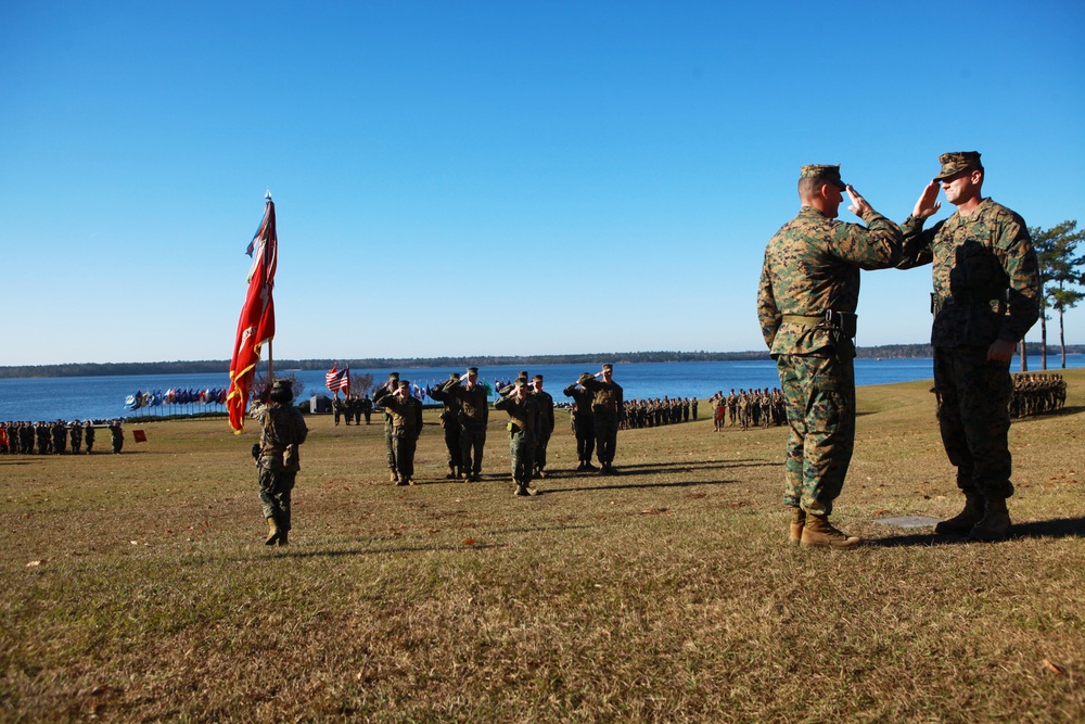 Combat Logistics Regiment 27 welcomes new commanding officer
