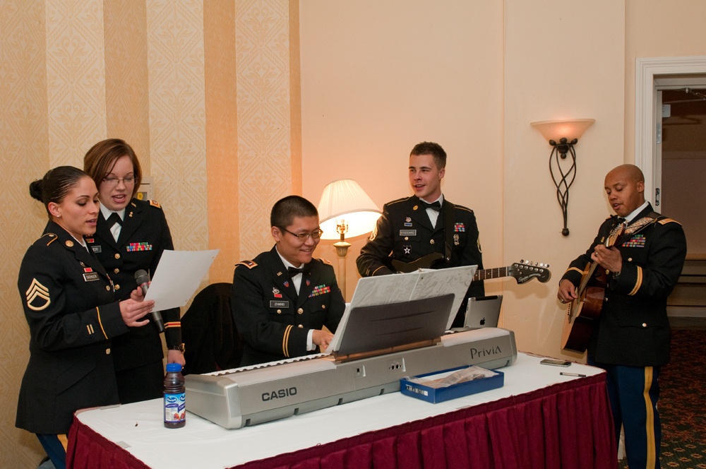 316th ESC continues dining out tradition