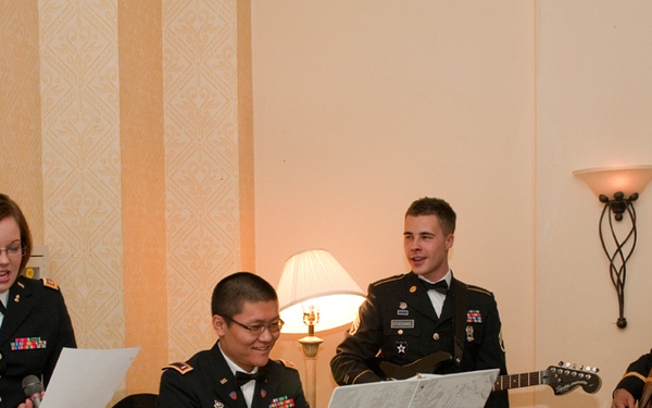 316th ESC continues dining out tradition