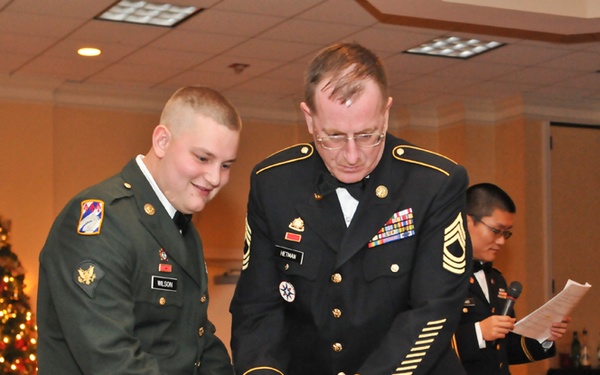 316th ESC continues dining out tradition