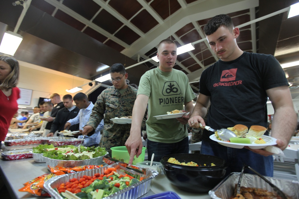 31st MEU Christmas party offers good food and a celebrity visit