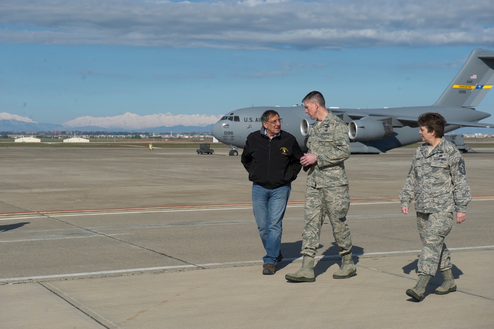 Panetta visits troops overseas