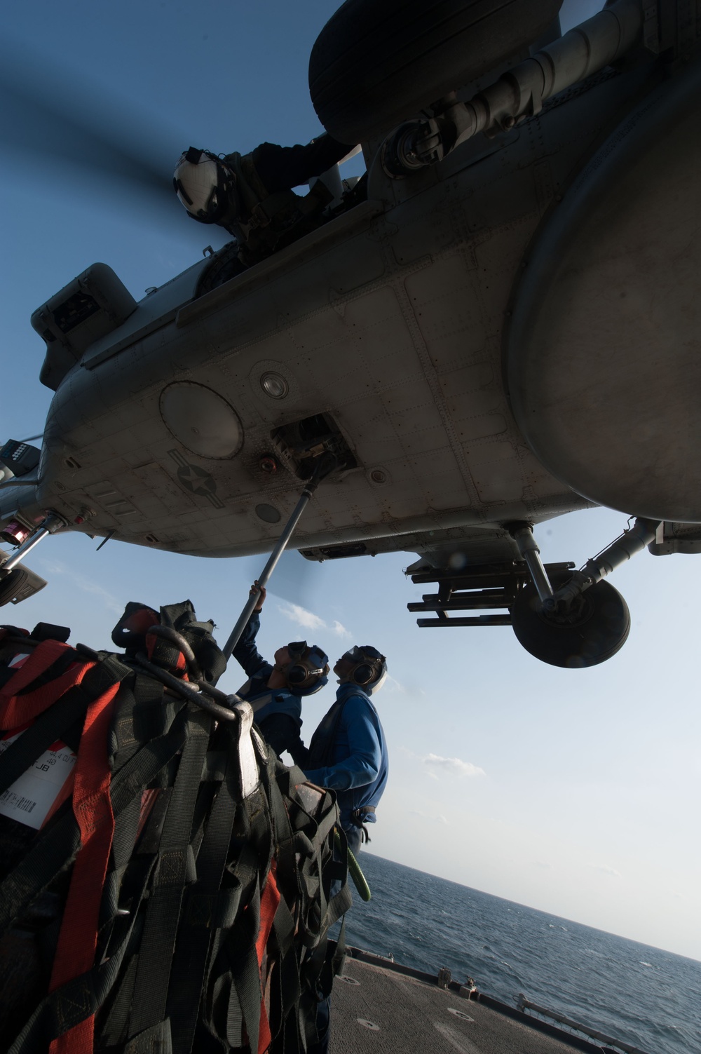 USS Mobile Bay replenishment