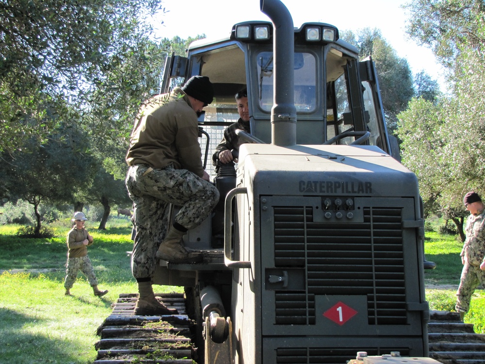 Seabees set aside time for field training