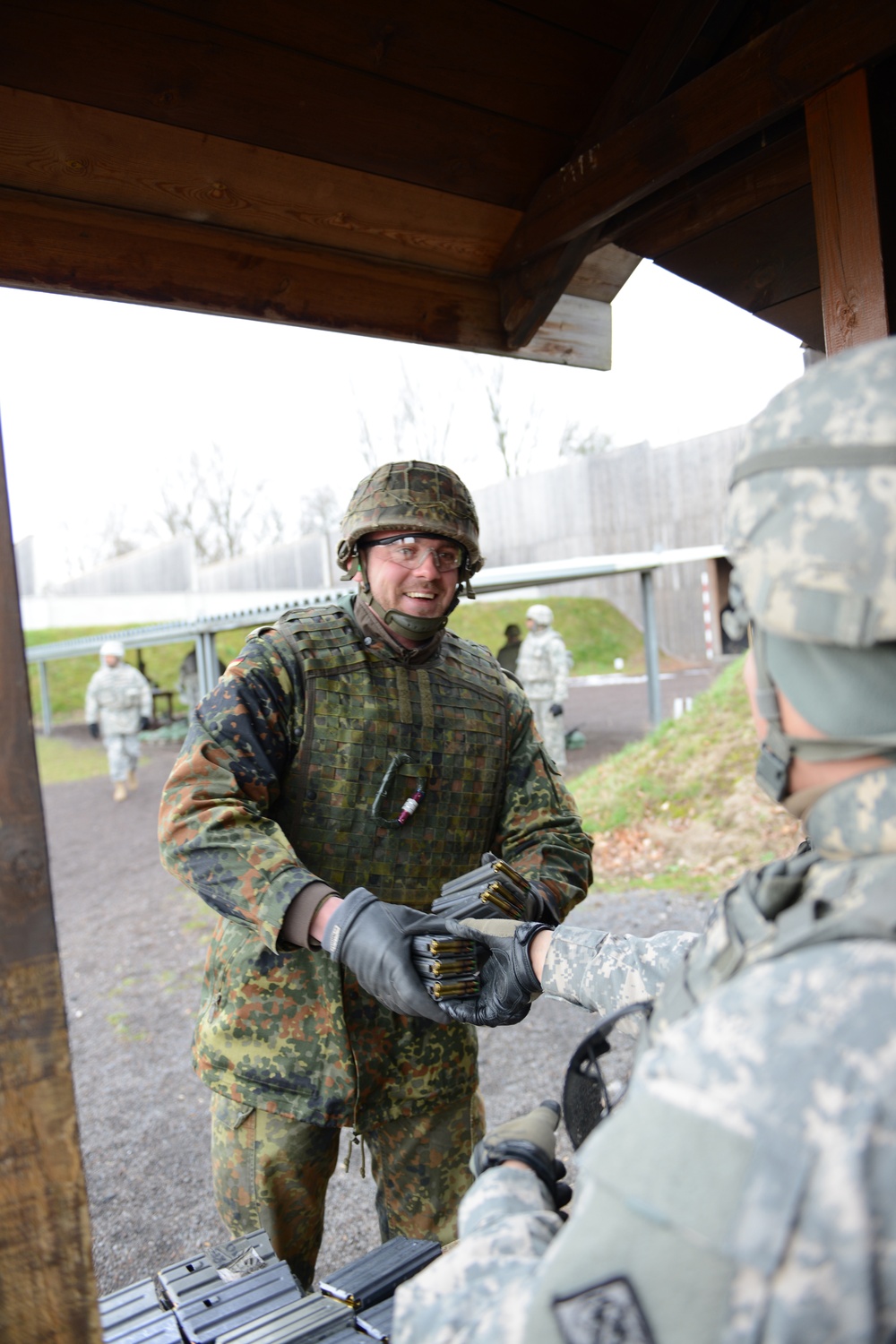 US and German soldiers qualifying