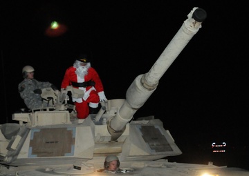 ‘Mustangs’ host Christmas party, build family morale