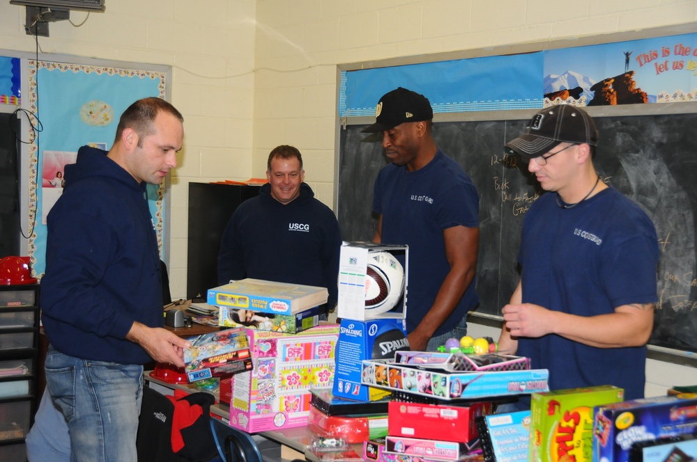 Annual Christmas party held by Washington Metropolitan Police Department