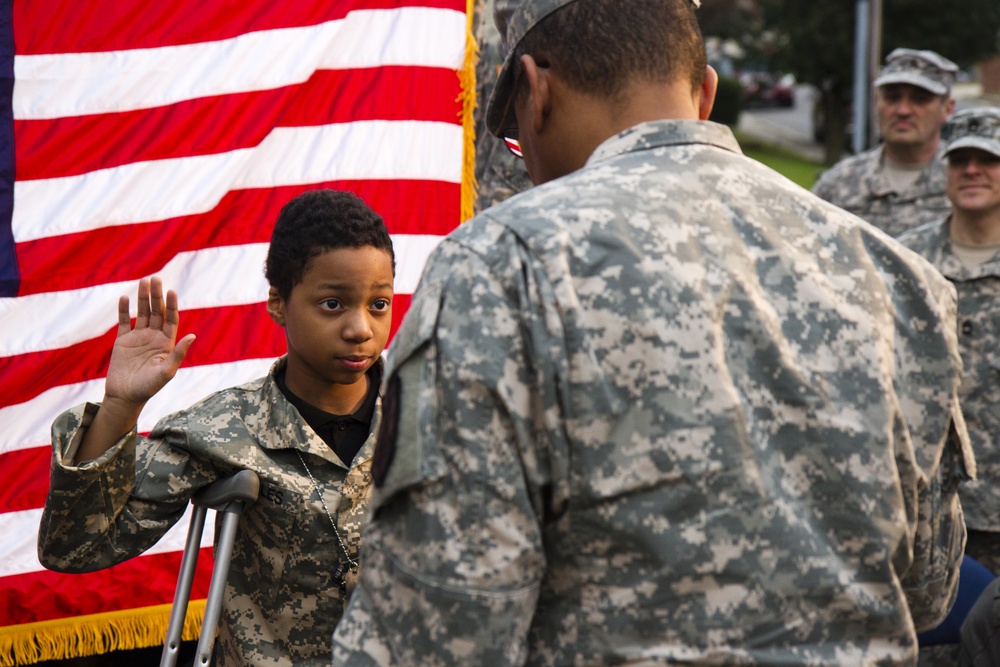 Army Reserve's 200th Military Police Command surprises Baltimore youth