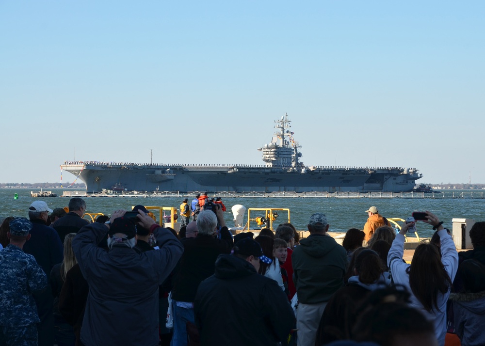 USS Dwight D. Eisenhower homecoming