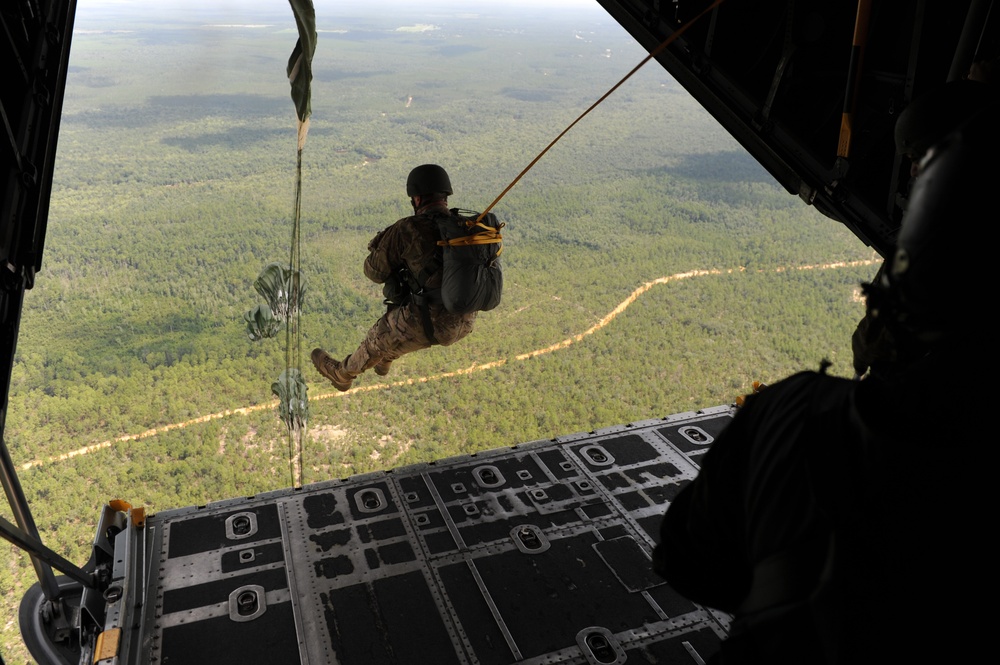 Static line airborne operations