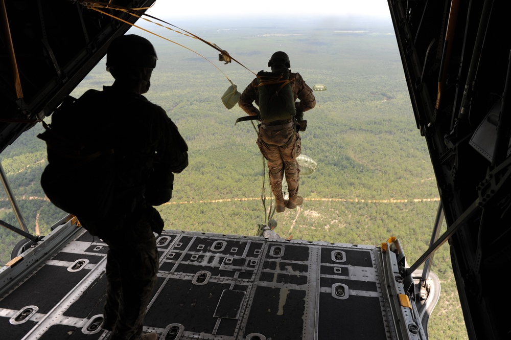 Static line airborne operations