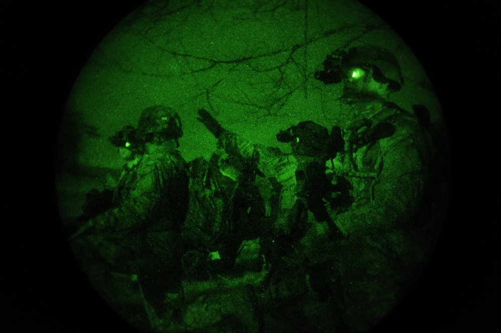 Night time small unit tactics