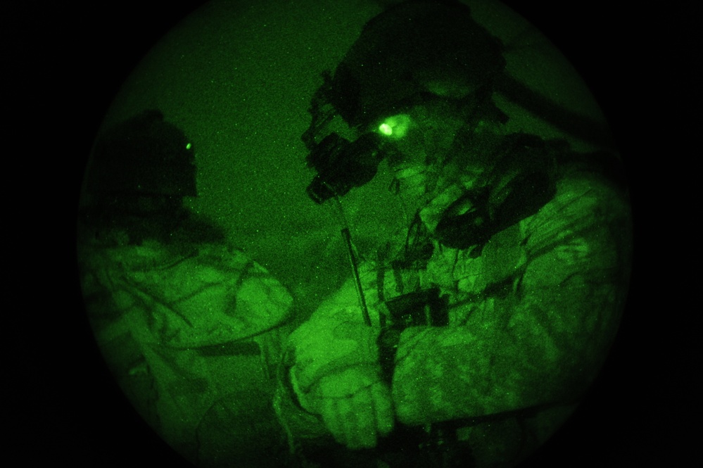 Night time small unit tactics