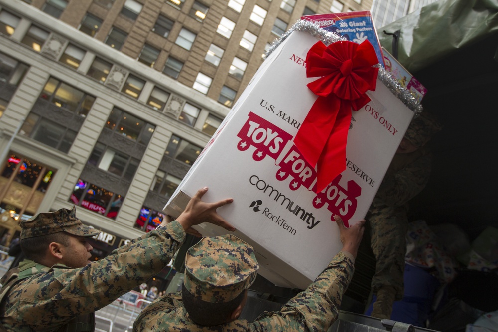 Marines collect toys in Times Square