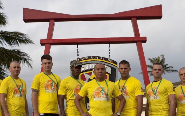 Hawaii Marines run among the masses at Honolulu Marathon