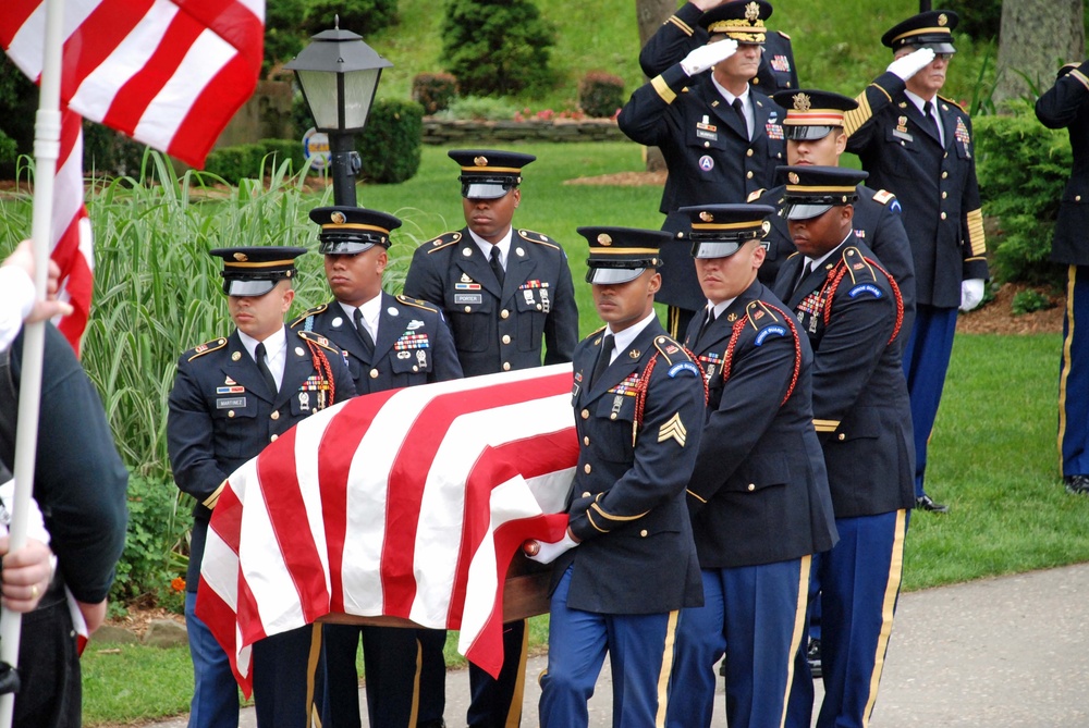 New York Army National Guard Honor Guard conducts 10,200 military funerals in 2012