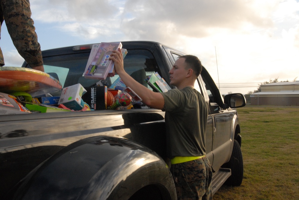 &quot;Island Warriors&quot; run with holiday joy and toys