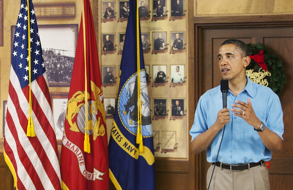 President Obama visits Marine Corps Base Hawaii on Christmas Day