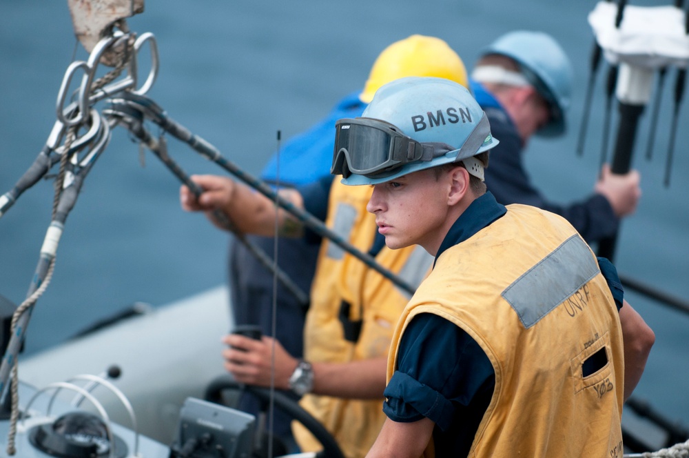 USS Mustin