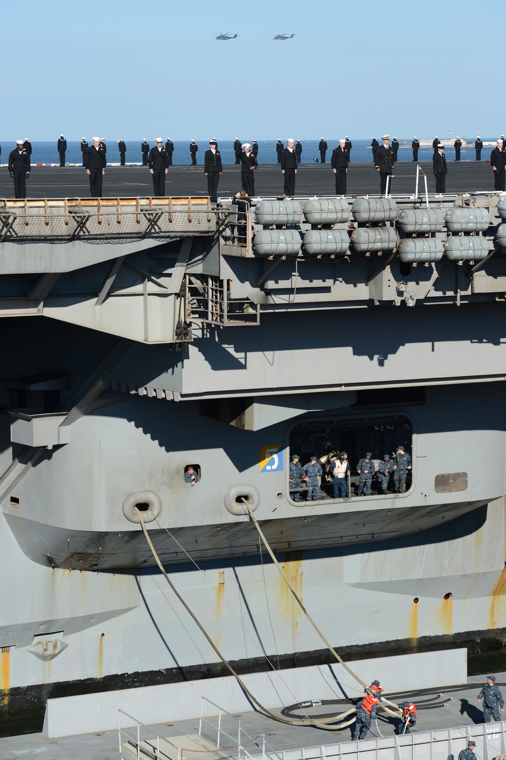 Carriers return to Norfolk