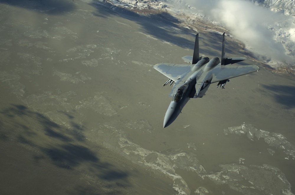 F-15 refueling