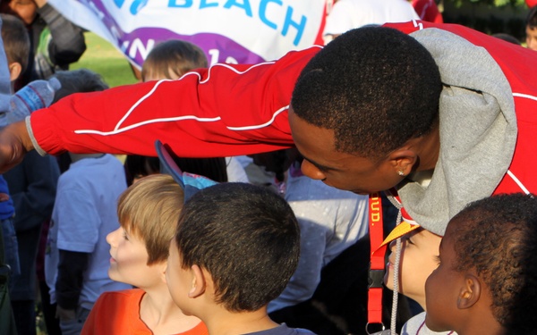 Semper Fidelis All-American Bowl West team community service project