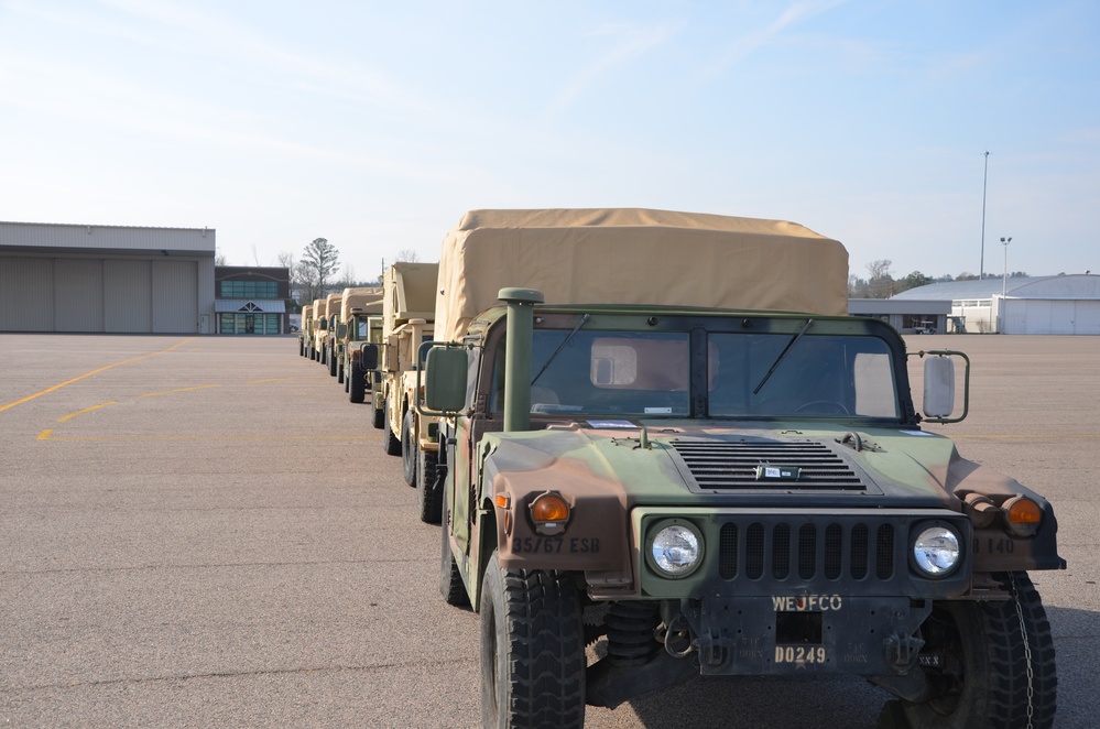 35th Signal Brigade executes strategic air lift operations