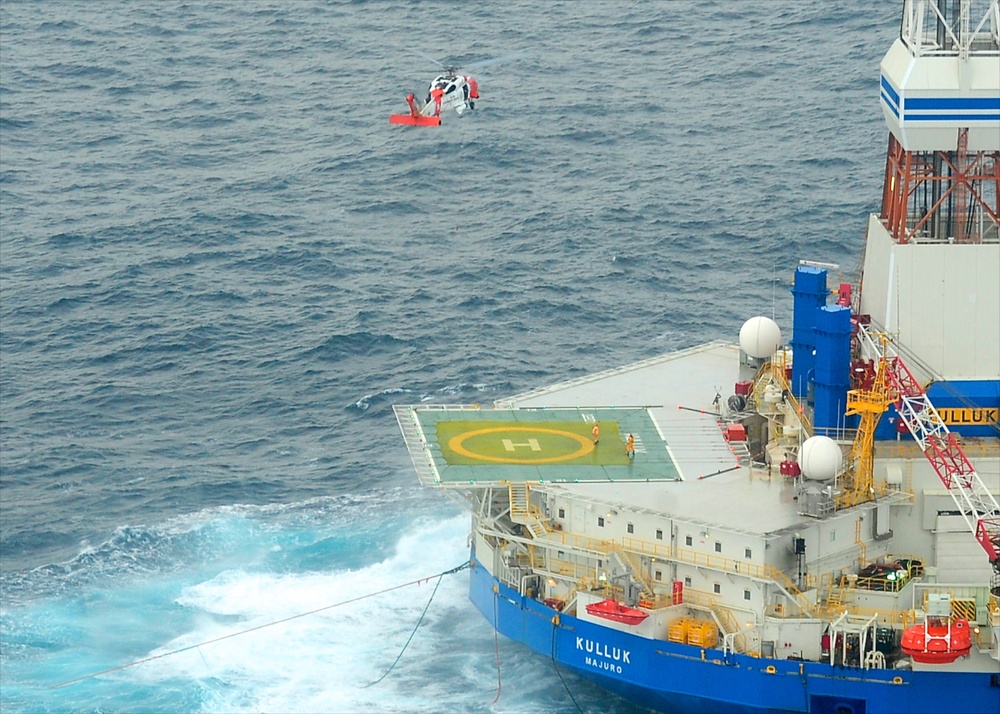 US Coast Guard airlifts personnel, delivers parts for repairs