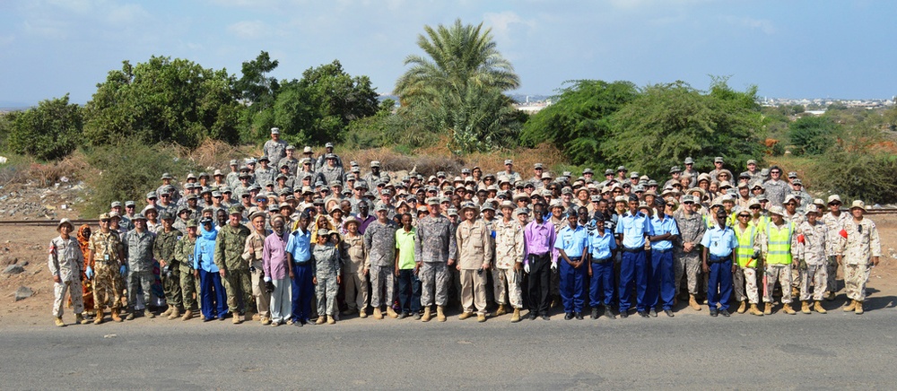 Kentuckians, multi-national force work to better roads in Africa