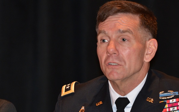 Senior Army leaders share knowledge with All-American Bowl coaches