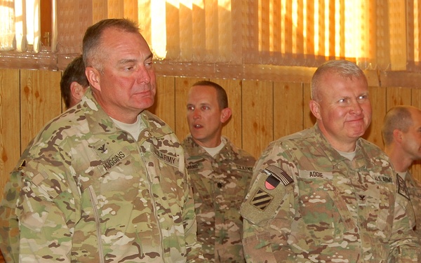 Kandahar's provincial governor holds security meeting