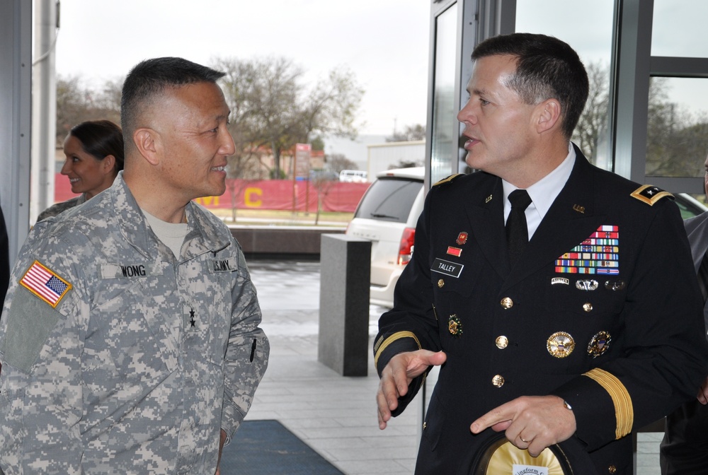 Lt. Gen. Talley visits Brooke Army Medical Center