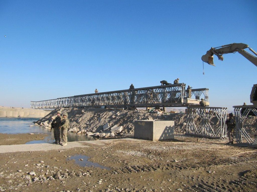 Golden Gate bridges strategic Afghan crossing