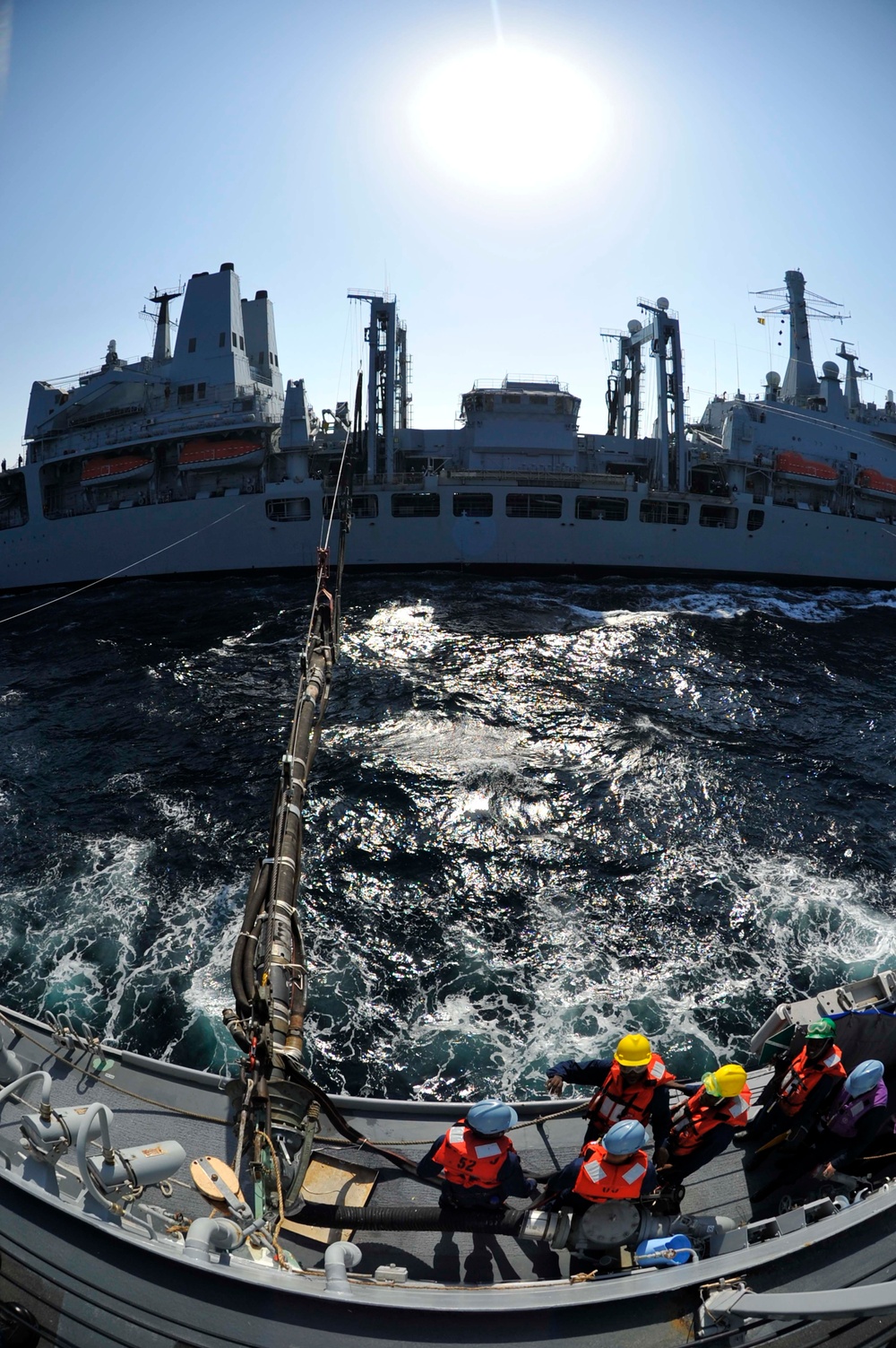 USS Jason Dunham replenishment