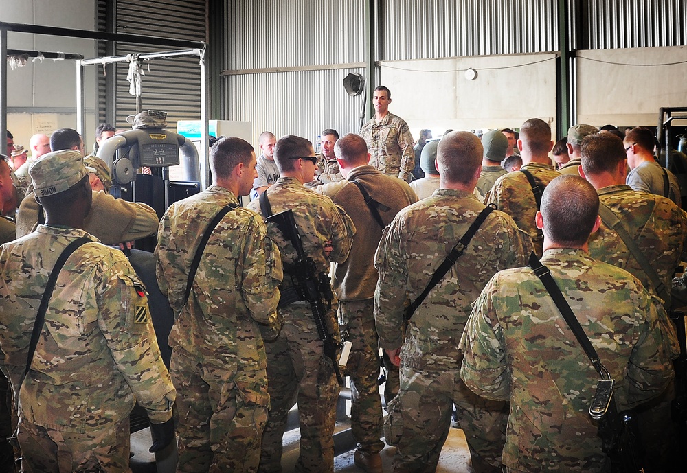 Troops compete for the title of ‘FOB Hadrian’s fittest’ team