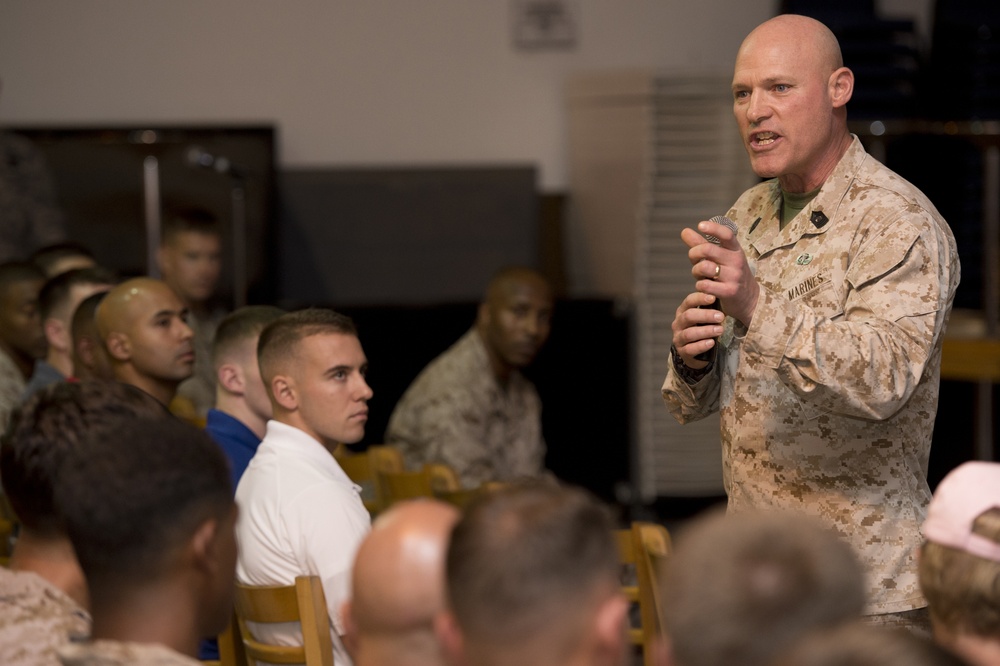 US Marine Corps leadership visits CJTF-HOA Marines