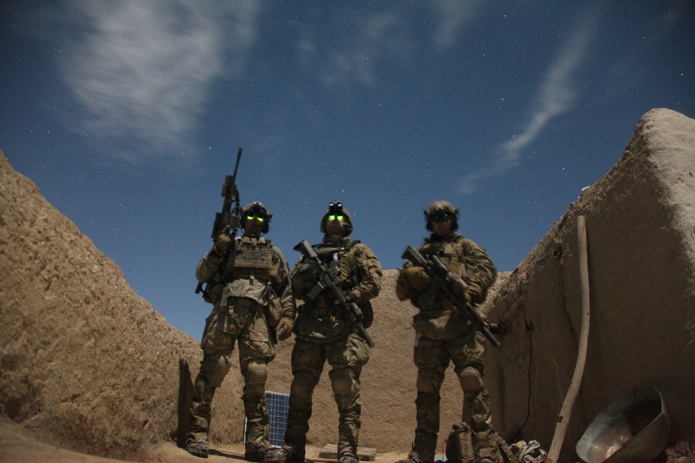 DVIDS - Images - Security forces in Pul-e 'Alam district [Image 2 of 2]