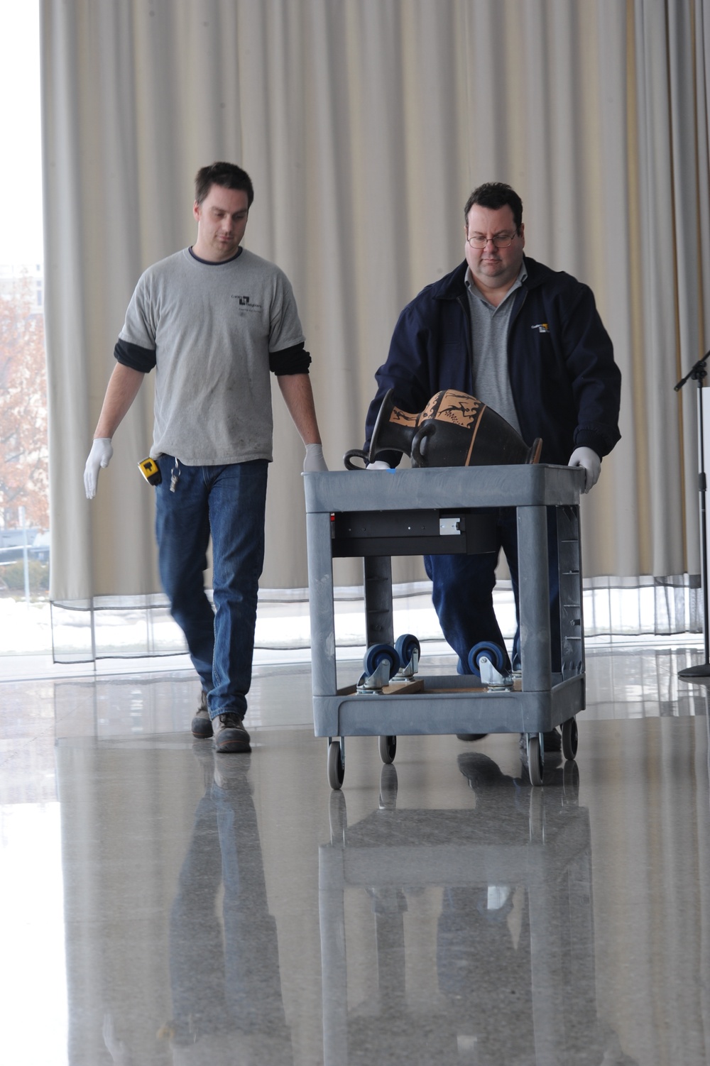 Looted ancient vessel returned to Italy