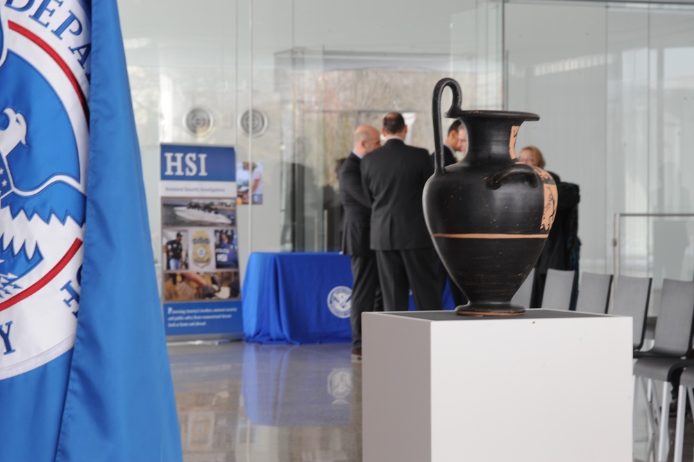 Looted ancient vessel returned to Italy