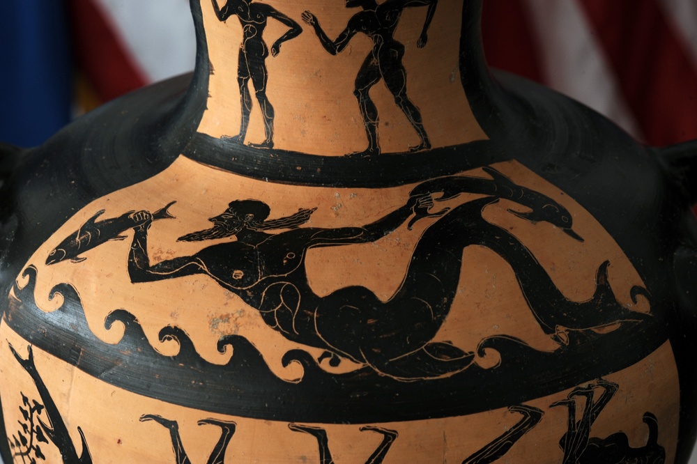 Looted ancient vessel returned to Italy
