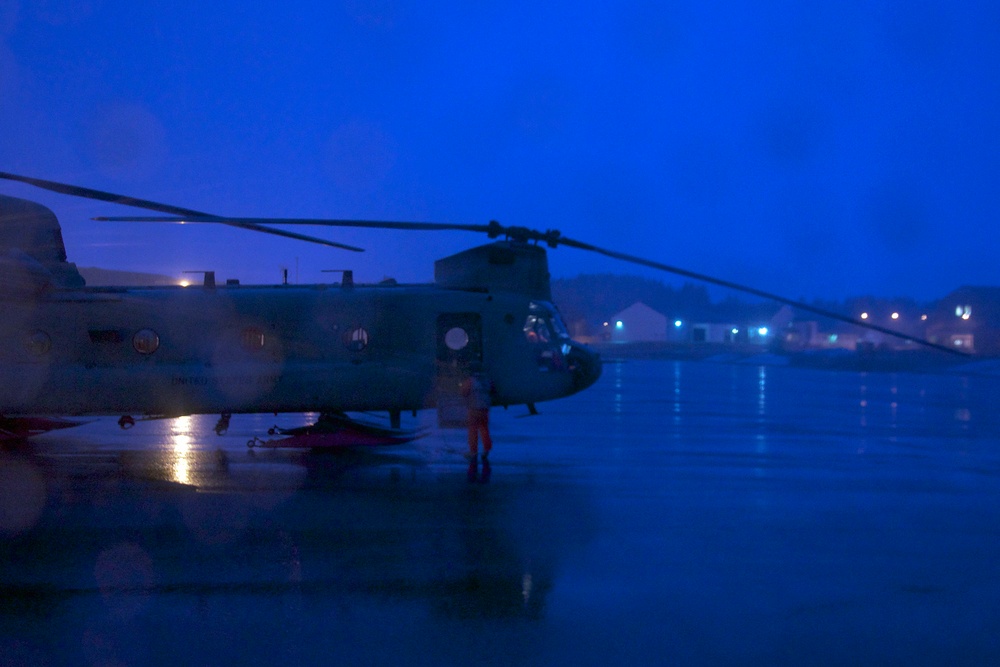 Army helicopters aid stranded oil rig