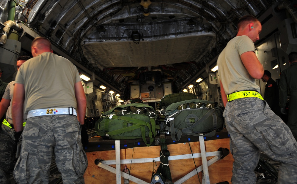 14 Airlift Squadron airdrop mission