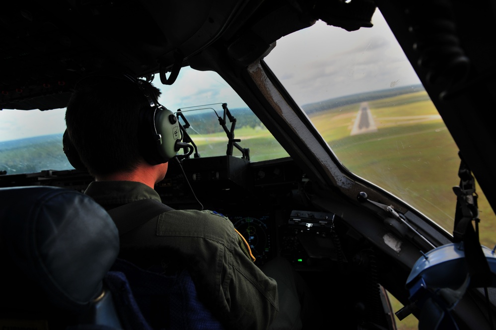 14 Airlift Squadron training