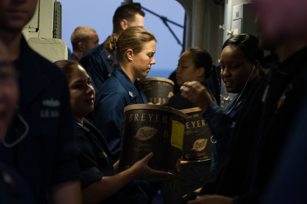 USS Mobile Bay replenishment