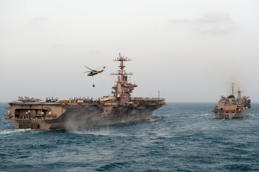 USS Mobile Bay replenishment