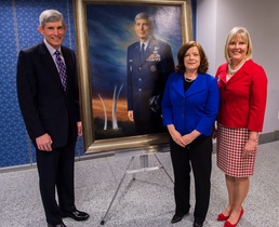 Gen. Schwartz portait unveiling